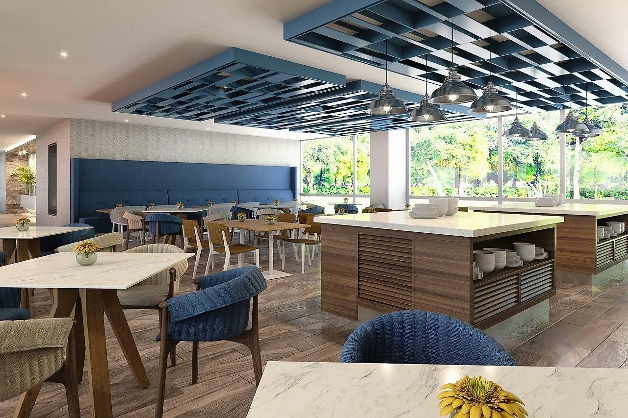 Avani Cancun Airport -Previously Nh Cancun Airport- Alfredo V. Bonfil Hotel